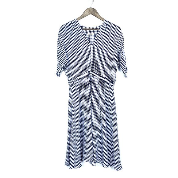 Tucker Dresses & Skirts - Tucker Silk Blue White Teardrop Market Dress